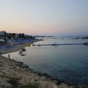 3* Lägenhetshotell Astreas